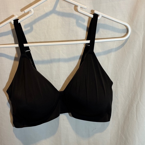 True & Co. Elegant Black Bra - Picture 1 of 5